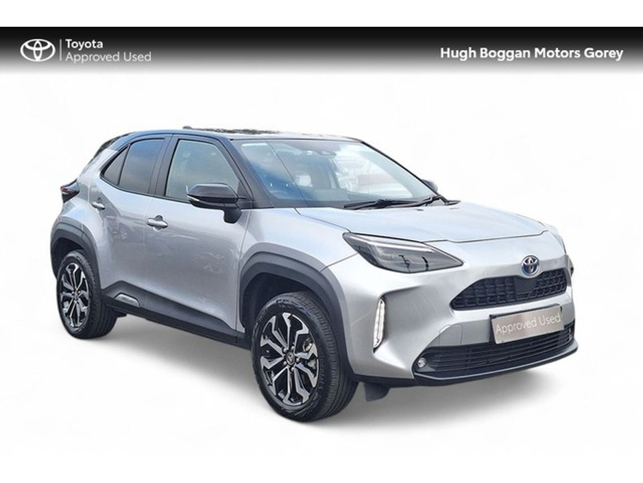 2025 Toyota Yaris Cross YARIS CROSS LUNA SPORT BI €33,950