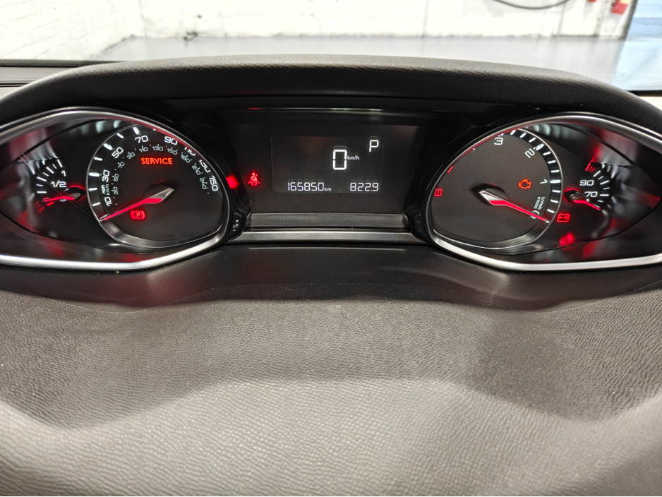 2016 Peugeot 308 1.6 HDI BLUE 120 ALLURE E EAT6 5DR AUTO €9,750