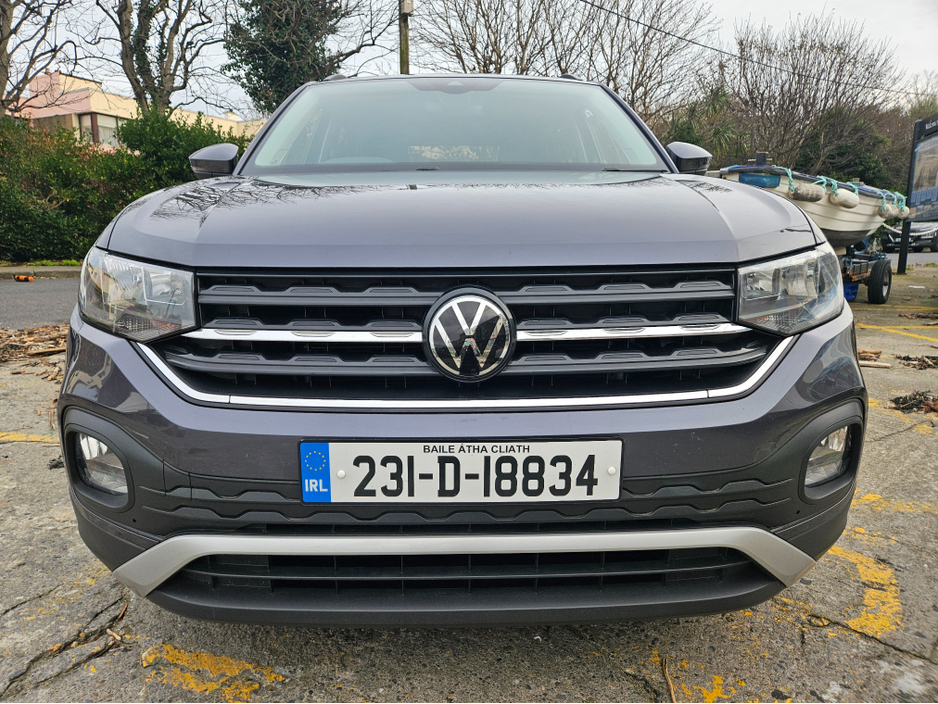 2023 Volkswagen T-Cross LIFE 1.0 TSI D7F 110HP €23,950
