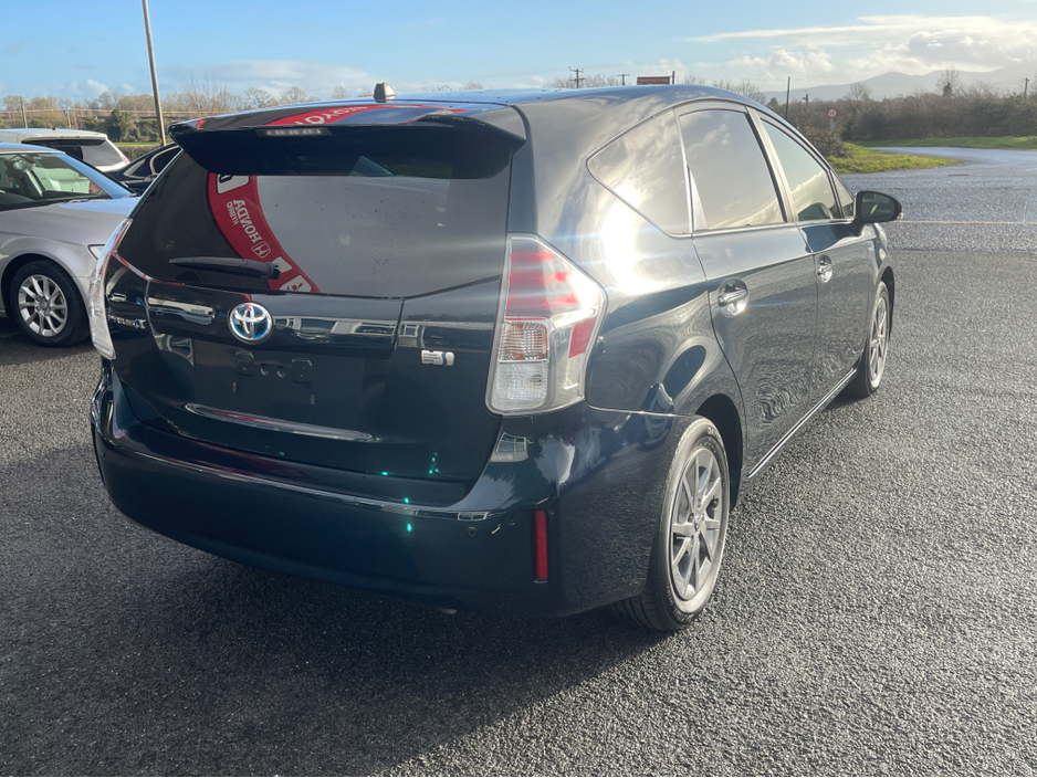 2016 Toyota Prius Alpha 2016 Toyota Prius Alpha €16,950