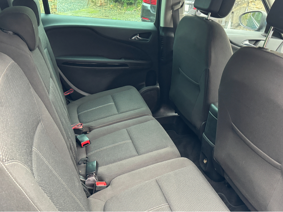 2015 Opel Zafira 2.0 CDTI SRI TOURER 5DR €8,900