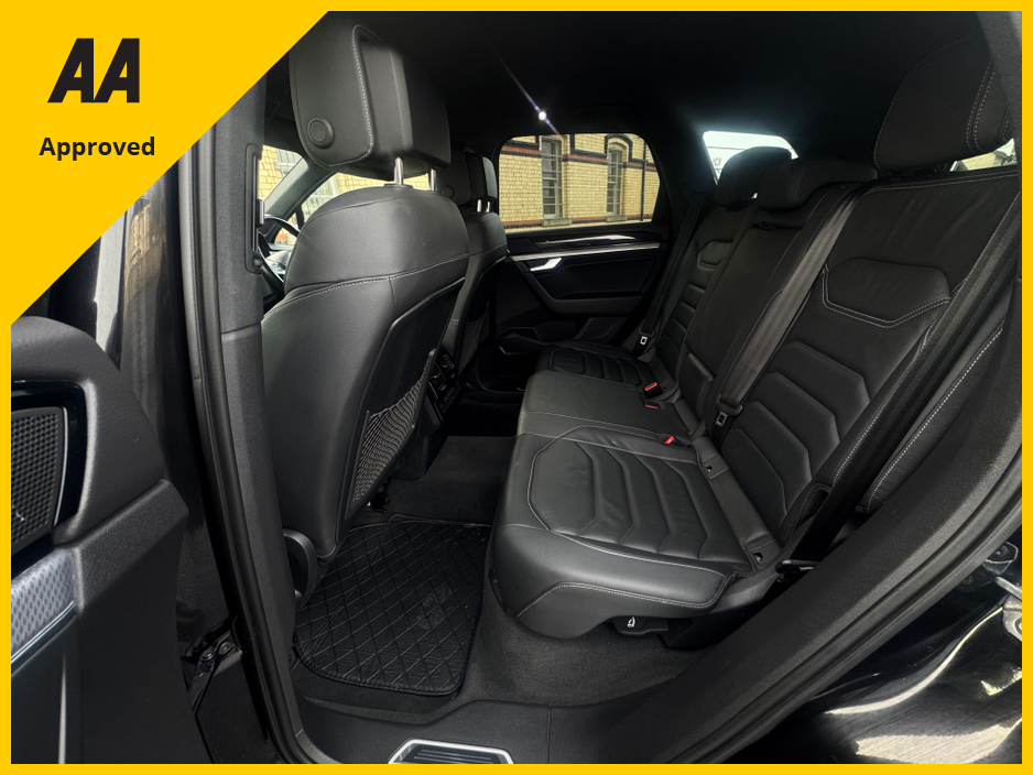 2019 Volkswagen Touareg V6 R-LINE TECH TD TDI VAT QUALIFYING * 1 YEAR UNLIMITED MILEAGE WARRANTY* €42,000