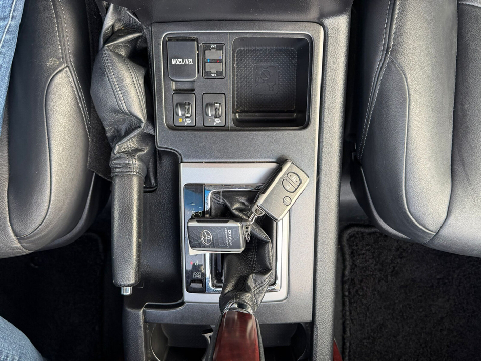 2017 Toyota Landcruiser 