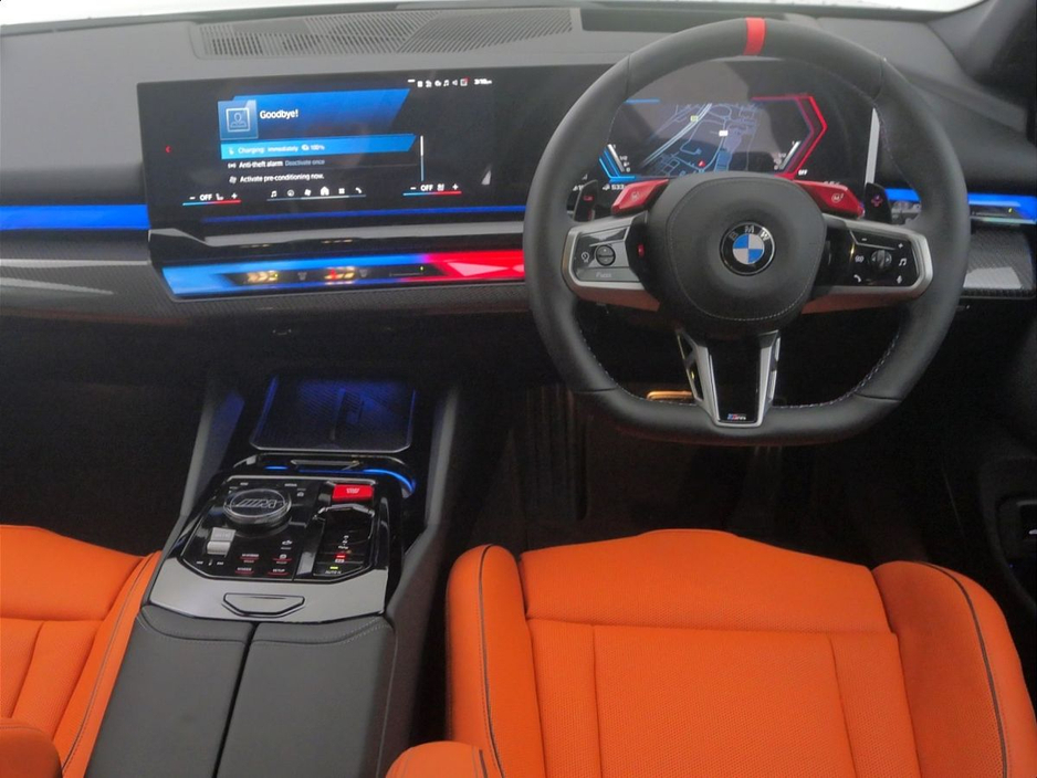 2025 BMW M5 Touring €139,900