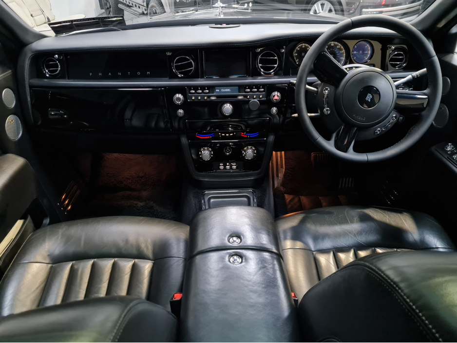2007 Rolls-Royce Phantom 6.75 V12  MANSORY €99,950