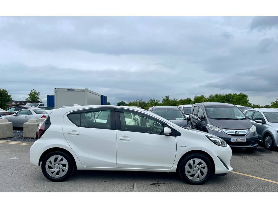 2019 Toyota Aqua 1.8 Hybrid €11,999