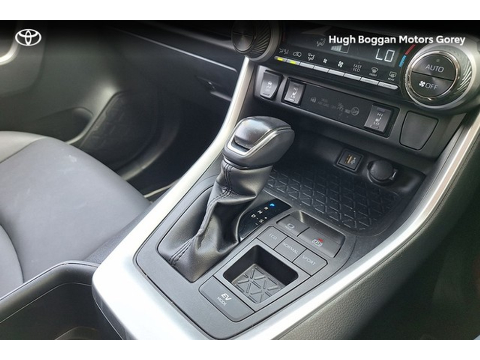 2022 Toyota Rav4 RAV4 HYBRID SOL 4DR AUTO €35,950