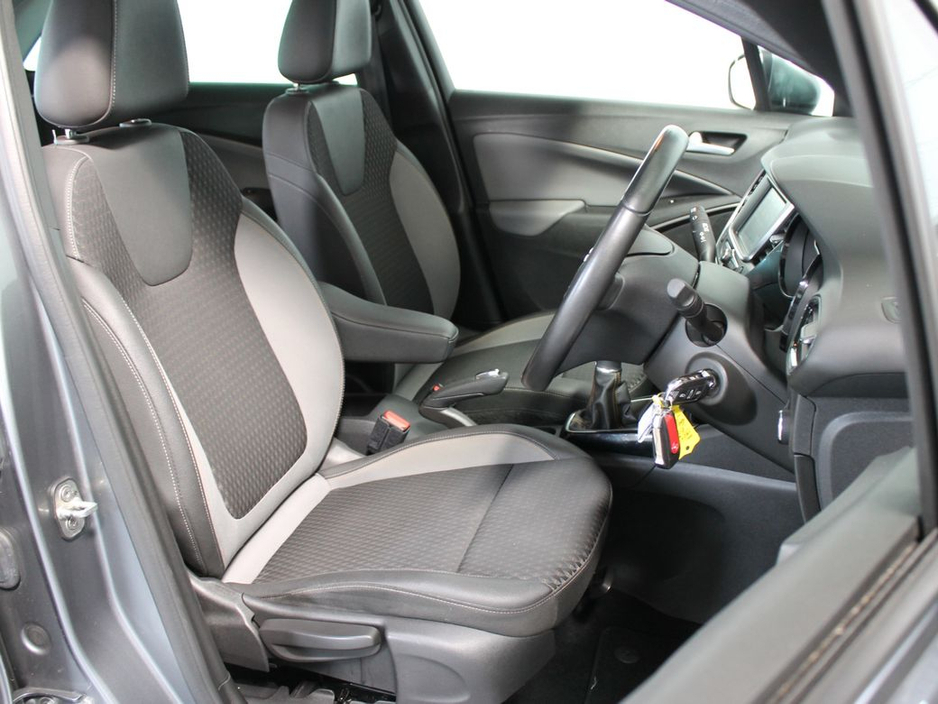 2018 Opel Crossland X SE 1.6cdti 99PS 5DR €13,750