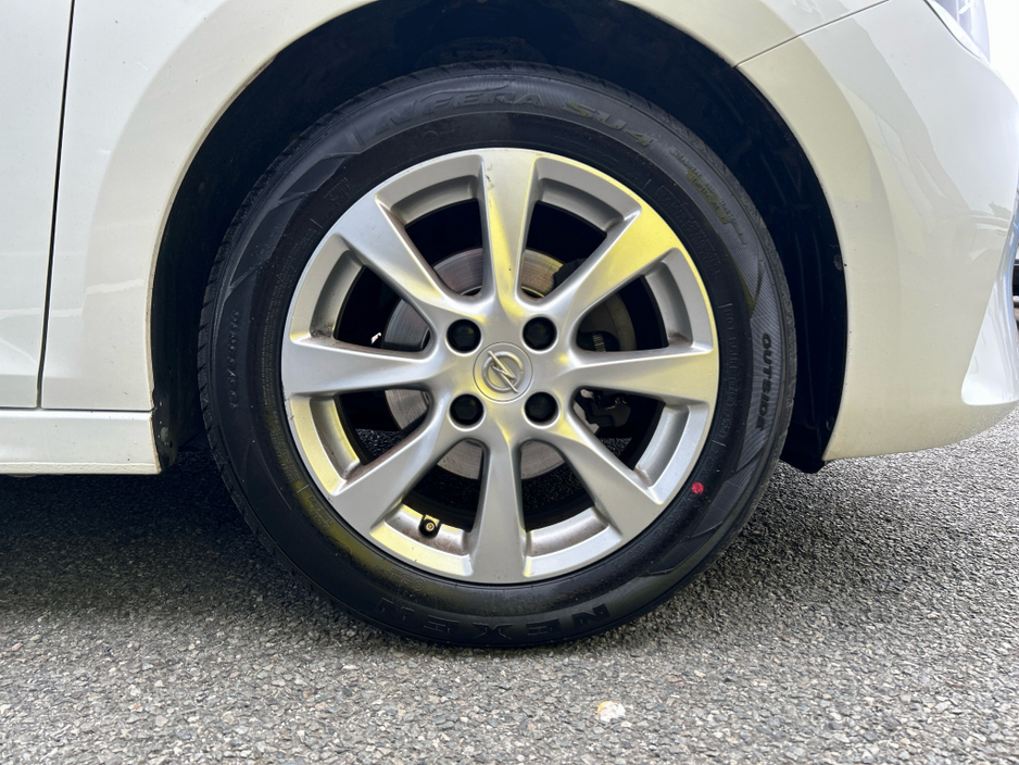 2022 Opel Corsa MY21-SC-1.2 75PS-PET-5SP 4DR €17,950