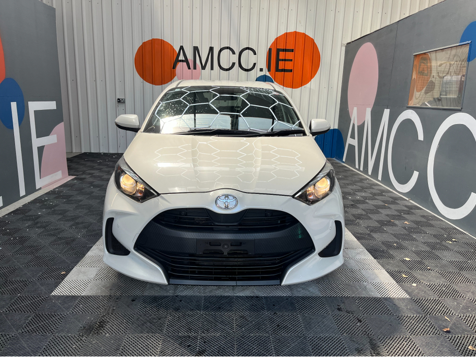 2020 Toyota Yaris YARIS AUTOMATIC 1.0  PETROL / 70k KMs /  AUTOMATIC / REVERSE CAMERA & MORE €15,950