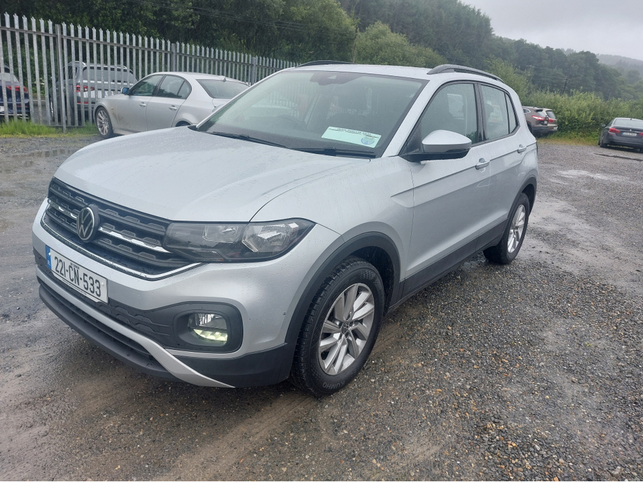 2022 Volkswagen T-Cross LIFE 1.0 TSI MANUAL 5SPEED 95BHP 5DR €23,500