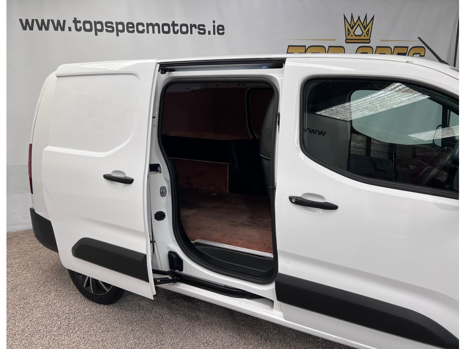 2021 Citroen Berlingo 1.6Hdi 3 Seater enterprise LWB NO VAT €10,600