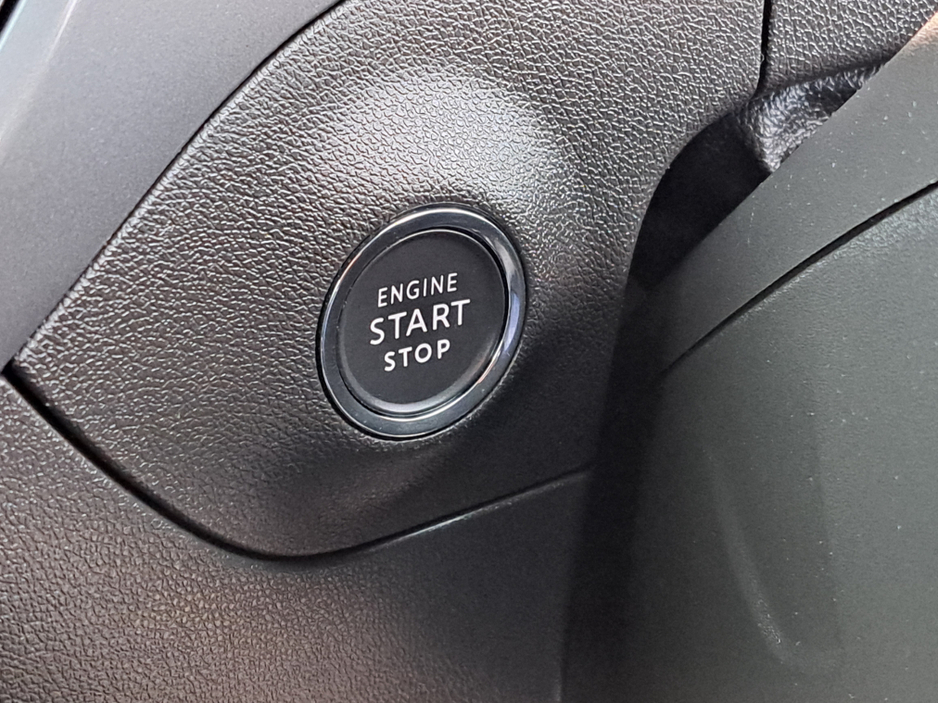 2022 Opel Crossland ULTIMATE 1.2TURBO 130BHP **LEATHER/SUEDE INTERIOR** €19,950