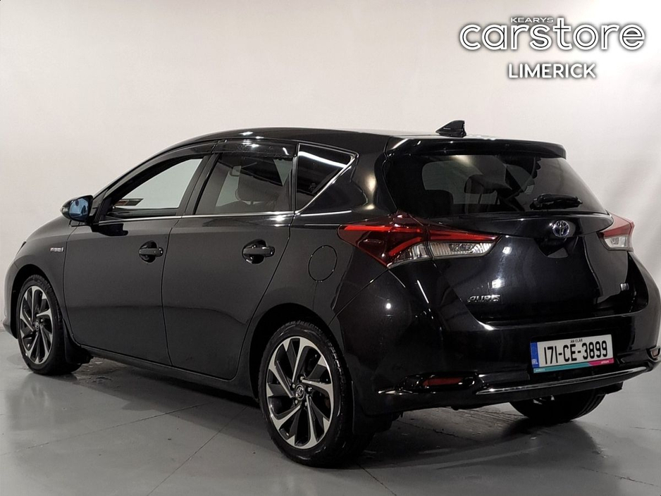 2017 Toyota Auris Hybrid Aura Auto €17,480