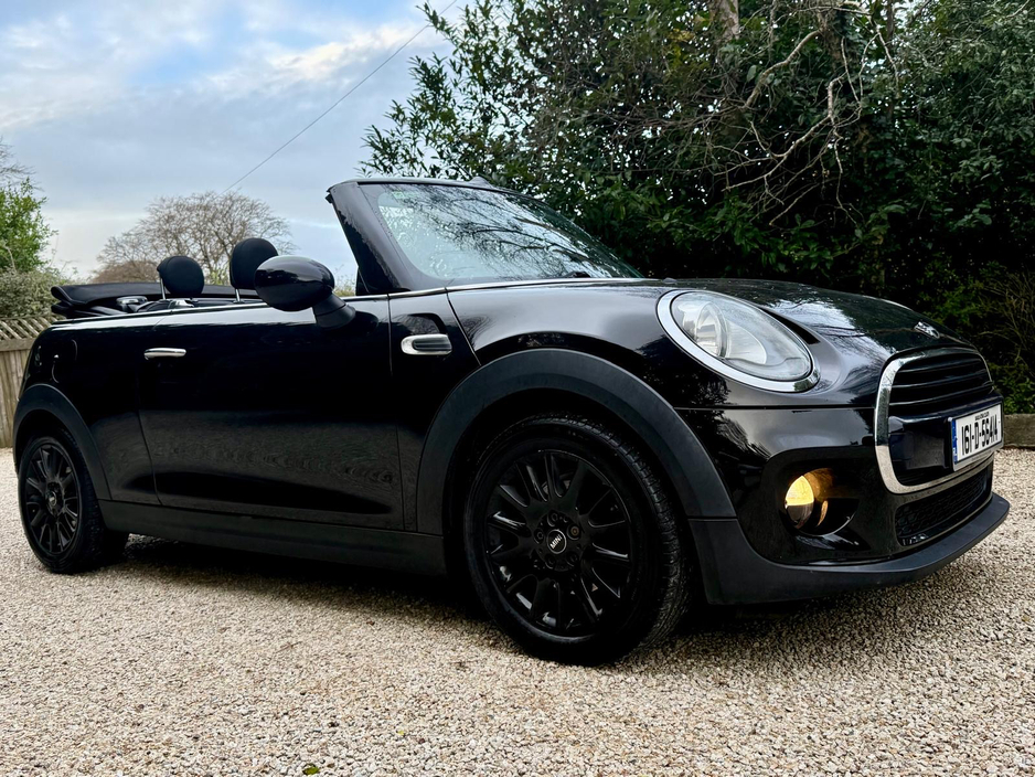 2016 MINI Convertible 1.5 COOPER €14,950