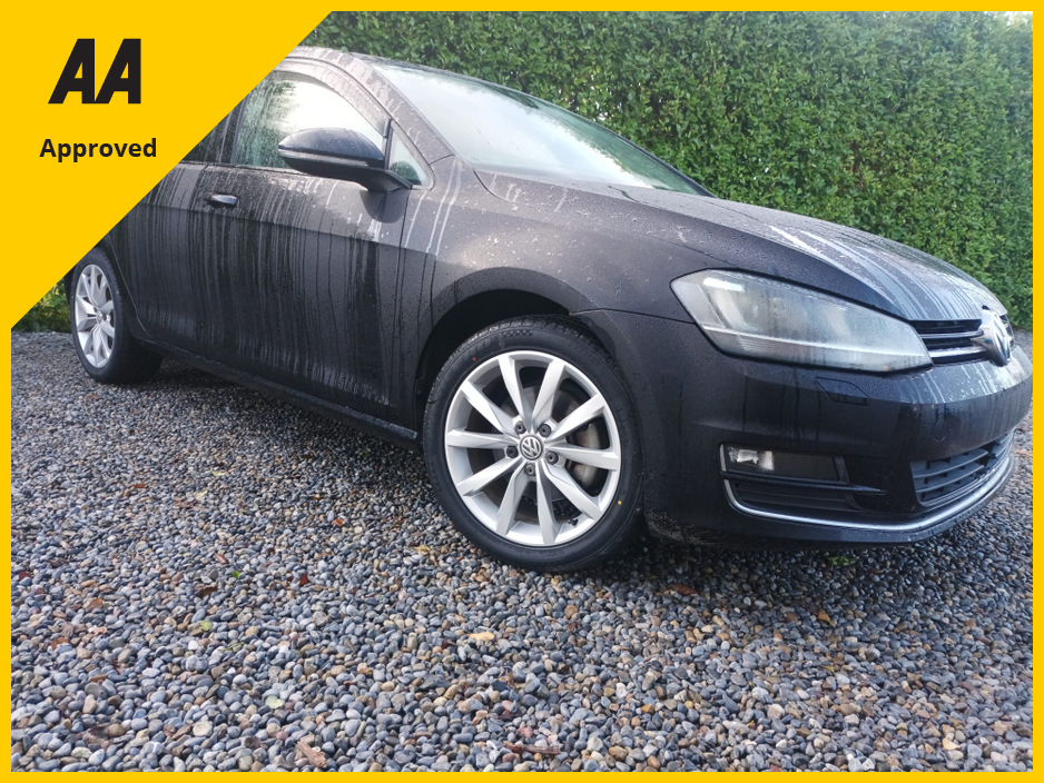 2016 Volkswagen Golf 1.4 TSI HIGHLINE AUTOMATIC SPORTS VELOUR INTERIOR SPORTS ALLOYS  WIND DEFLECTORS LARGE TOUCH SCREEN RADIO FACTORY IMMOBILISER CRUISE CONTROL FRONT & REAR DASHCAM JUST FULLY SERVICED 2 YEARS NCT €16,949