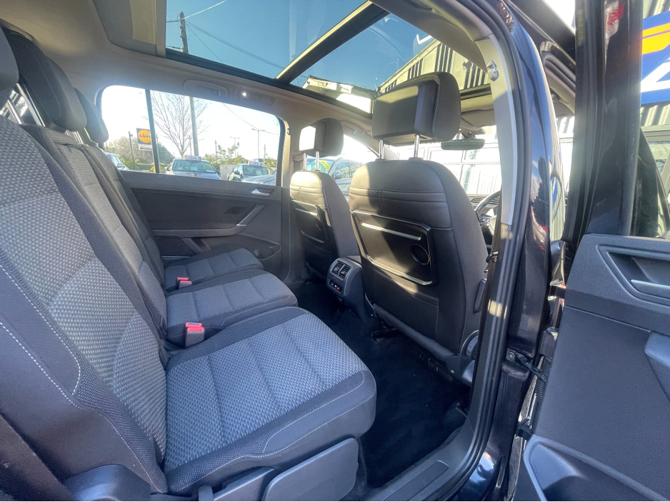 2016 Volkswagen Touran CL BLUEMOTION 2.0 TDI MANUAL 6SPEED FWD 150 5DR €13,950