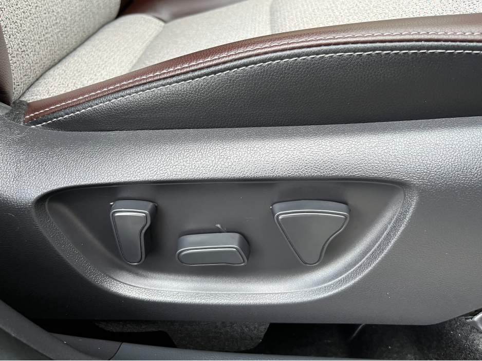 2021 Toyota Yaris Cross Z AUTOMATIC HYBRID 1.5 PETROL €23,950