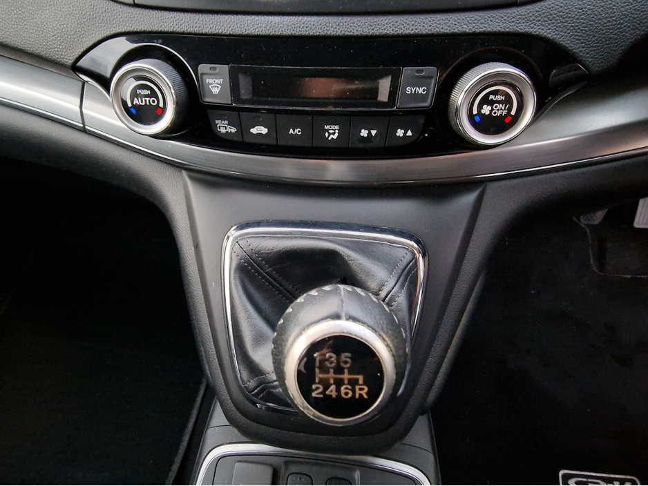 2017 Honda CR-V SR I-DTEC-LOW MILEGE --FULLY SERVICED €17,450