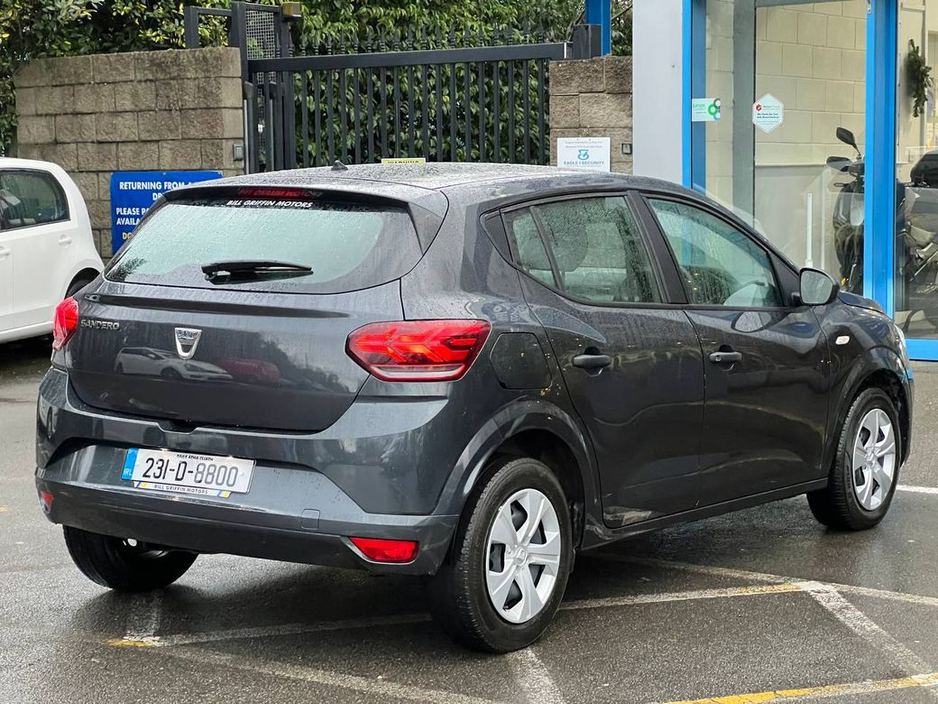 2023 Dacia Sandero ESSENTIAL 1.0 TCE // CRUISE CONTROL // AIR CONDITIONING // 2 KEYS €12,900