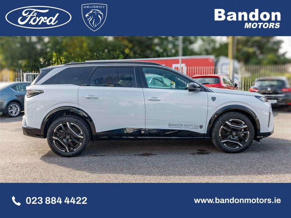 2025 Peugeot 5008 Electric Peugeot GT 5008 BEV 73kwh 210hp GT €53,950