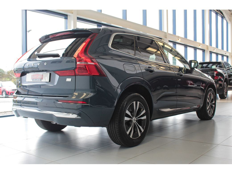 2021 Volvo XC60 T6 Inscription Expression €38,899