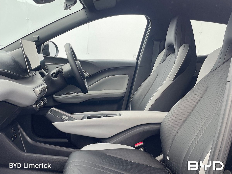 2025 BYD Dolphin 60kWh 204PS Comfort €24,950