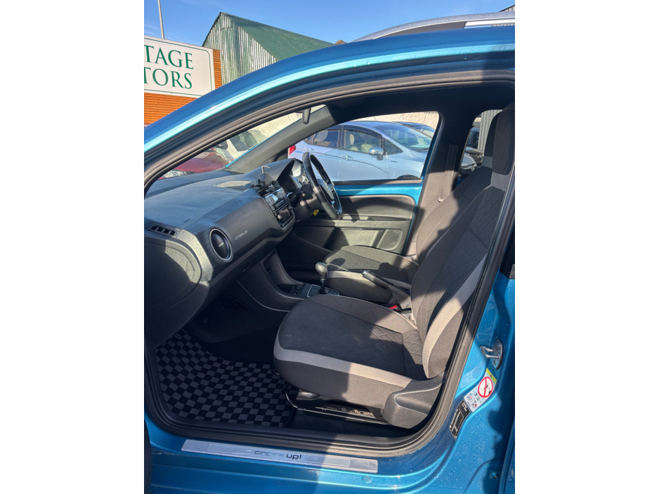 2019 Volkswagen up!  €11,950