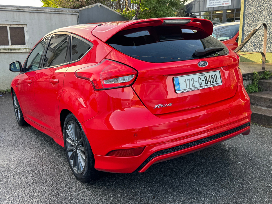 2017 Ford Focus 1.5 TDCI ST-LINE 120PS 5 €12,500