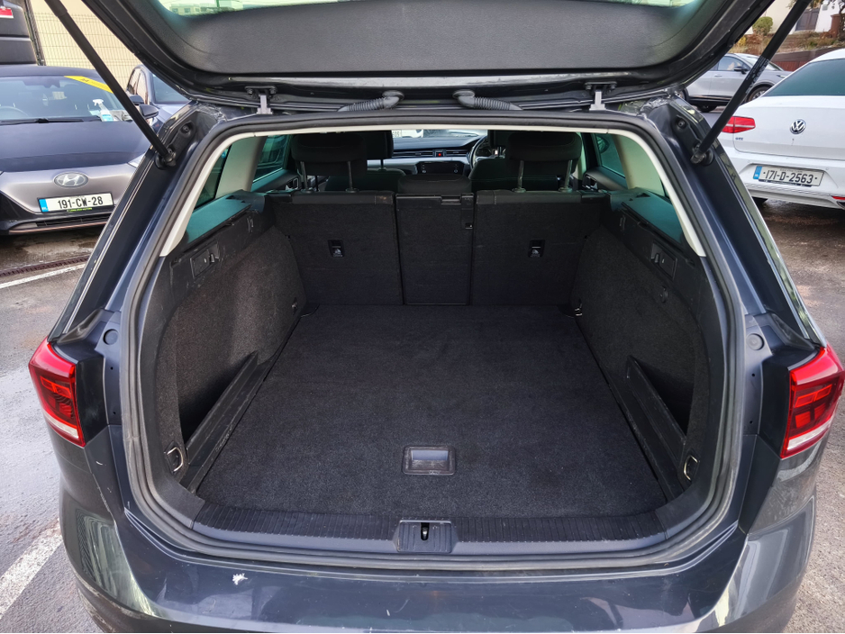 2021 Volkswagen Passat ESTATE BUS 2.0 TDI MANUAL 6SPEED FWD AA Approved 1 Year Warranty €19,950