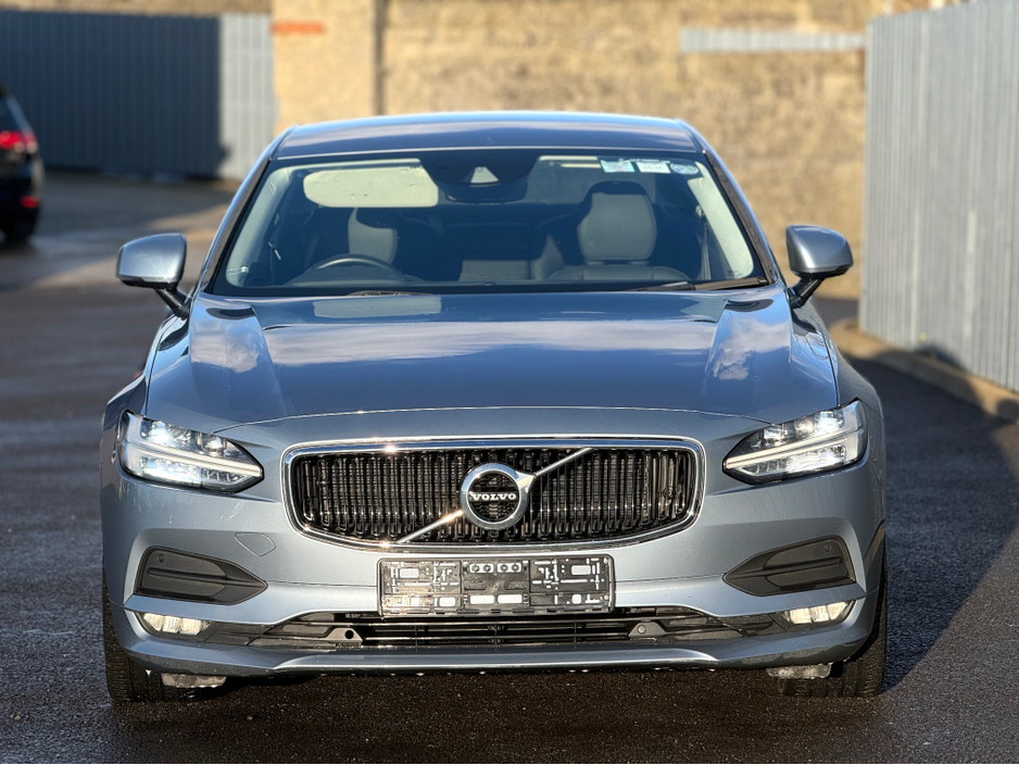 2020 Volvo S90 2020 VOLVO MOMENTUM PLUS  2.0 D4 €31,500