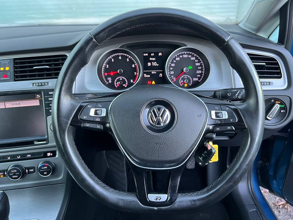 2014 Volkswagen Golf R-LINE PACK 1.2 TSI // LOW MILEAGE // ADAPTIVE CRUISE CONTROL // NEW 19" DIAMOND CUT ALLOYS €13,950