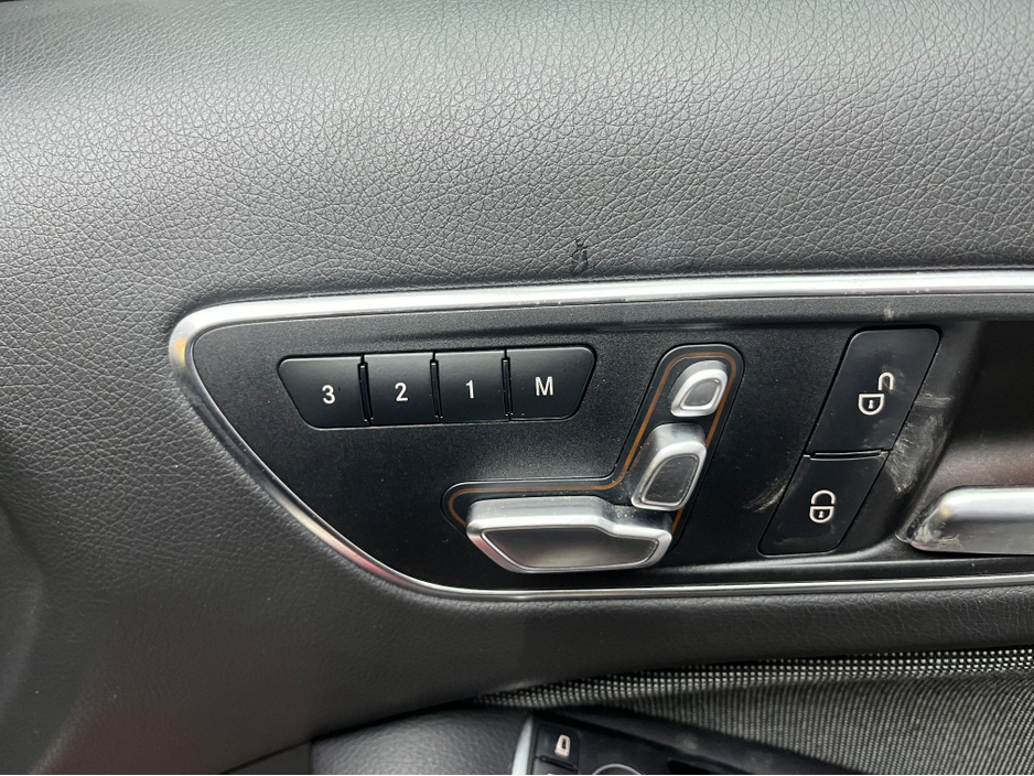 2017 Mercedes-Benz A Class €17950! 2017 MERCEDES-BENZ A180 AMG STYLE 1.6 AUTOMATIC / CRUISE CONTROL / REVERSE CAMERA/ ELECTRIC MEMORY & HEATED SEATS / PADDLE SHIFTERS €17,950