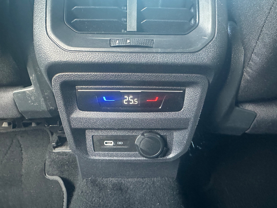 2023 Volkswagen Tiguan Allspace 2.0 TDI 150HP Life €38,950