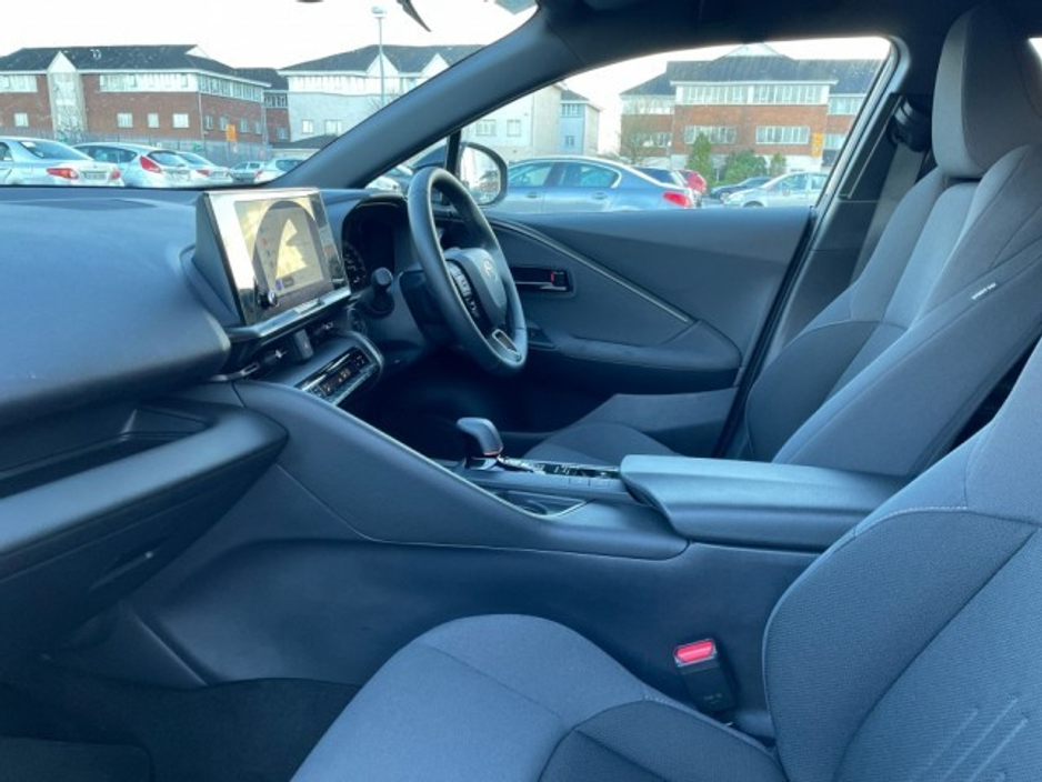 2025 Toyota C-HR PHEV - Save EUR 5,210 - Plug In Hybrid + Side Steps Valued @ EUR 830 - 252 Plate - Sport Edition // Remote Central Locking // Front Electric Windows // Rear Electric Windows // Electric Mirrors // Pow €40,650