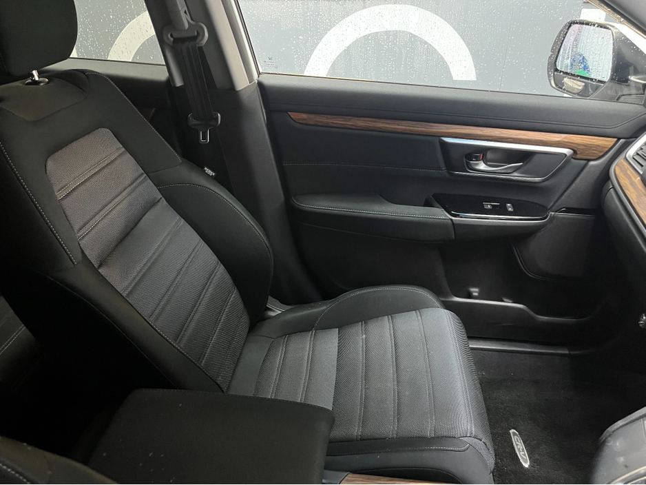 2019 Honda CR-V €26950! 2019 HONDA CR-V 2.0L HYBRID / 88K KMS / ADAPTIVE CRUISE CONTROL, HEATED SEATS, REVERSE CAMERA & MORE €26,950