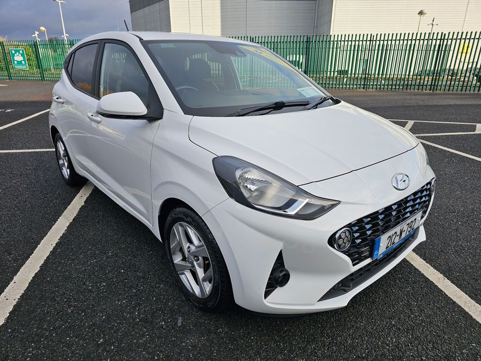 2021 Hyundai i10 1.0 PETROL Deluxe Plus MODEL LOW MILEAGE, FINANCE, NEW NCT, WARRANTY, 5 STAR REVIEWS €13,995