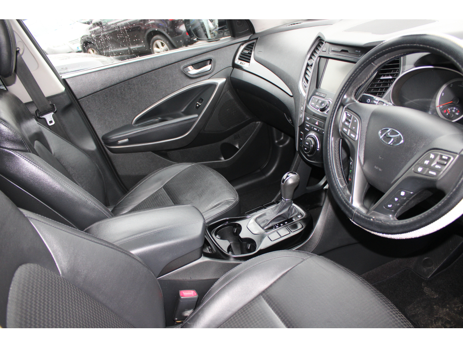 2013 Hyundai Santa Fe 4WD PREMIUM 4DR AUTO €13,450