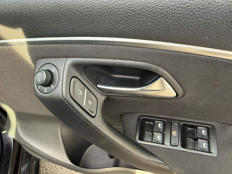 2016 Volkswagen Polo  €12,590