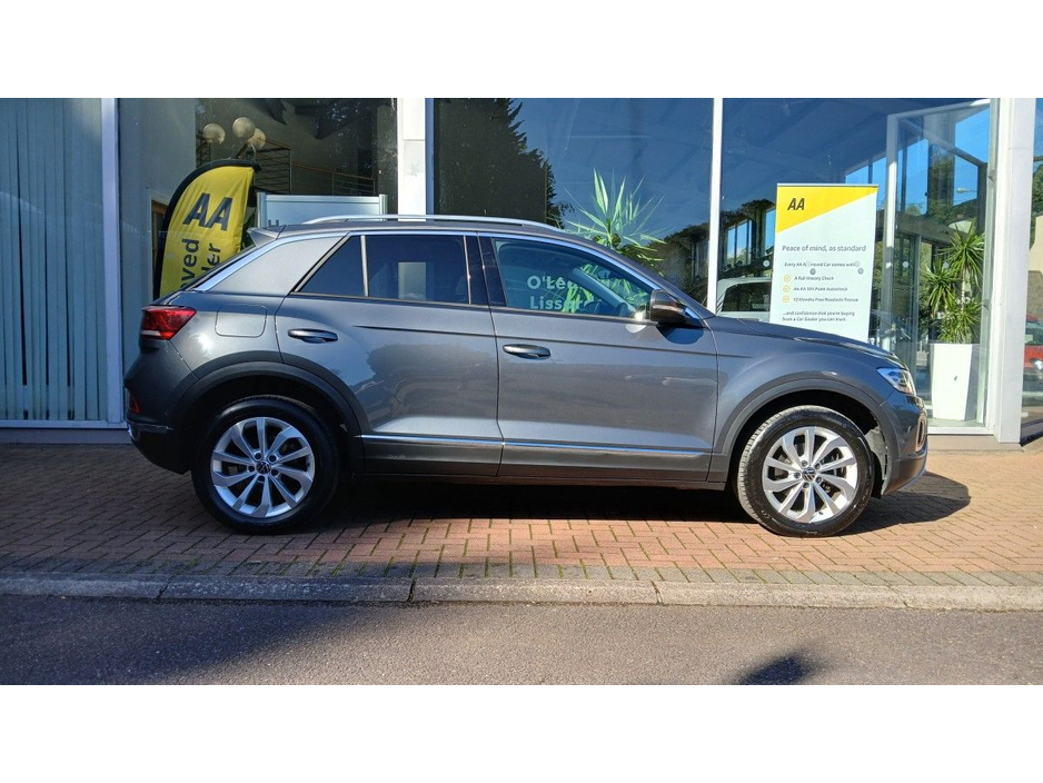 2023 Volkswagen T-Roc 2.0 TDI 116HP Style, Indium Grey, 1 owner. €31,950