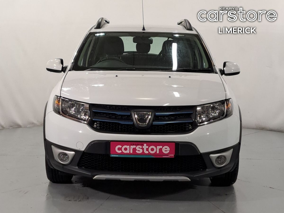2015 Dacia Sandero Stepway TCe 90 S&S SIGNATURE €10,380