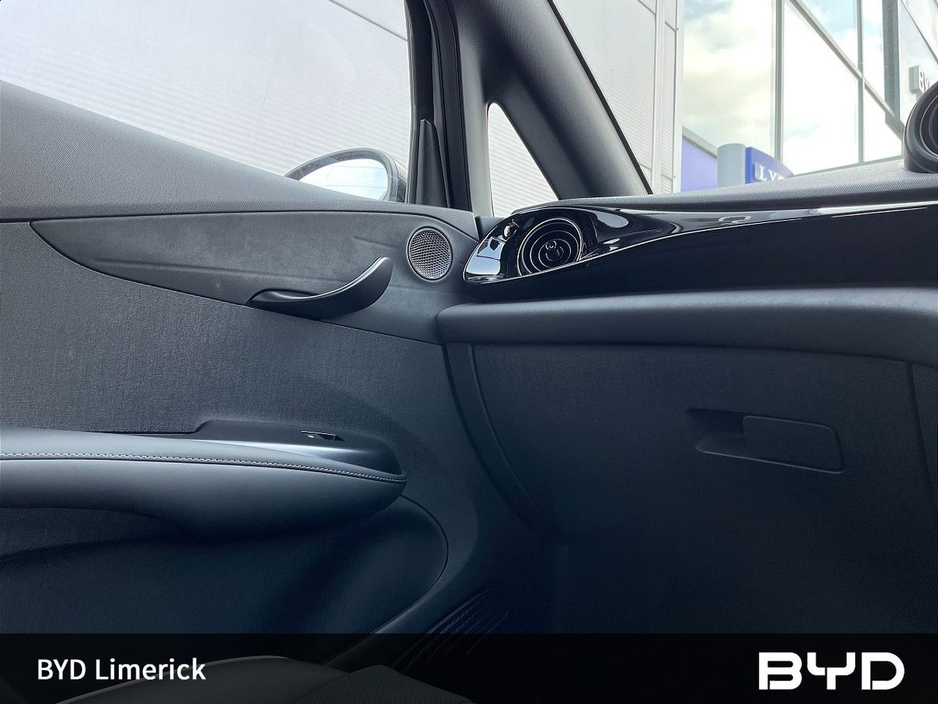 2026 BYD Dolphin "261 Delivery" BYD Dolphin, Comfort (60kWh, 204PS) Adaptive & Intelligent Cruise Control 12.8 Electric Rotary Touchscreen - Bluetooth & USB Heated Front Seats 17 Bi-Colour Alloy Wheels €34,069