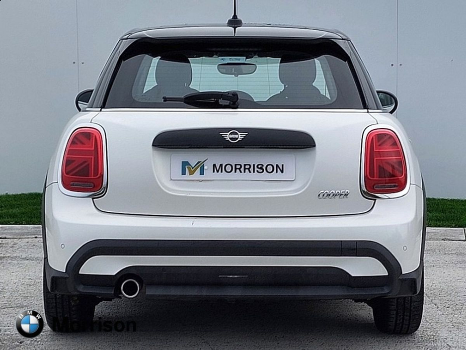 2023 MINI Hatch COOPER Cooper Classic Auto €25,995