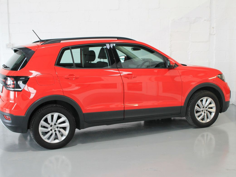 2020 Volkswagen T-Cross Life 1.0 TSI M5F 95HP 5DR €19,999
