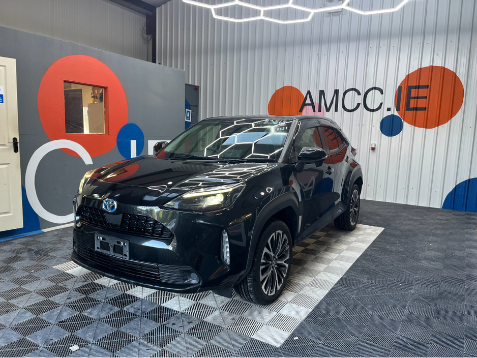 2021 Toyota Yaris Cross €22950! 2021 YARIS CROSS 1.5 HYBRID / 80k KMs / HEATED SEATS , REVERSE CAMERA , ADAPTIVE CRUISE & MORE €22,950