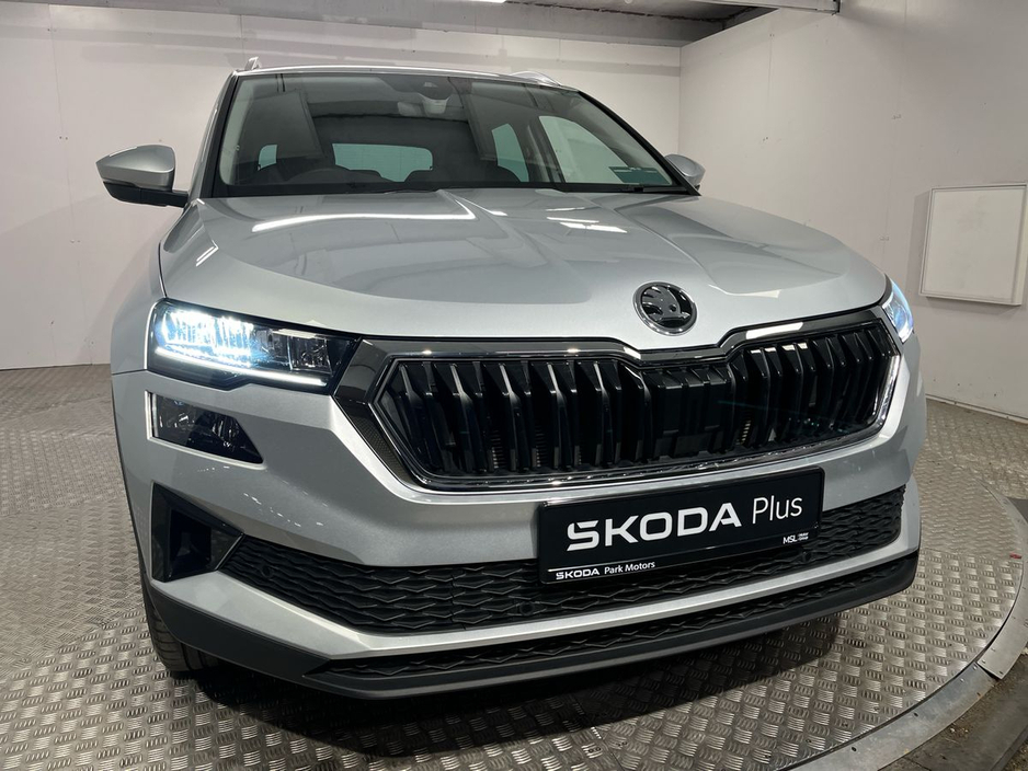 2025 Skoda Karoq Selection 2.0TDI 115BHP - Reversing Camera - Climate Control - Cruise Control - Auto Lights/Wipers - Apple CarPlay/Android Auto €36,950