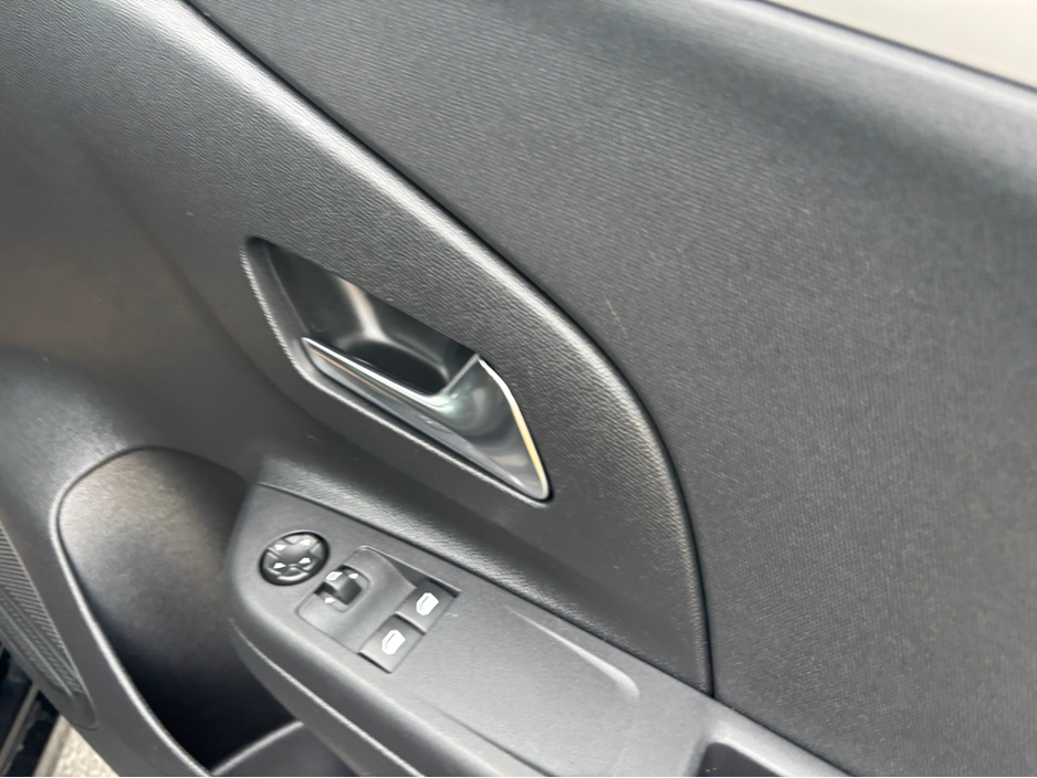 2021 Opel Corsa MY21-S-1.2 75PS-PET-5SP 4DR €12,250