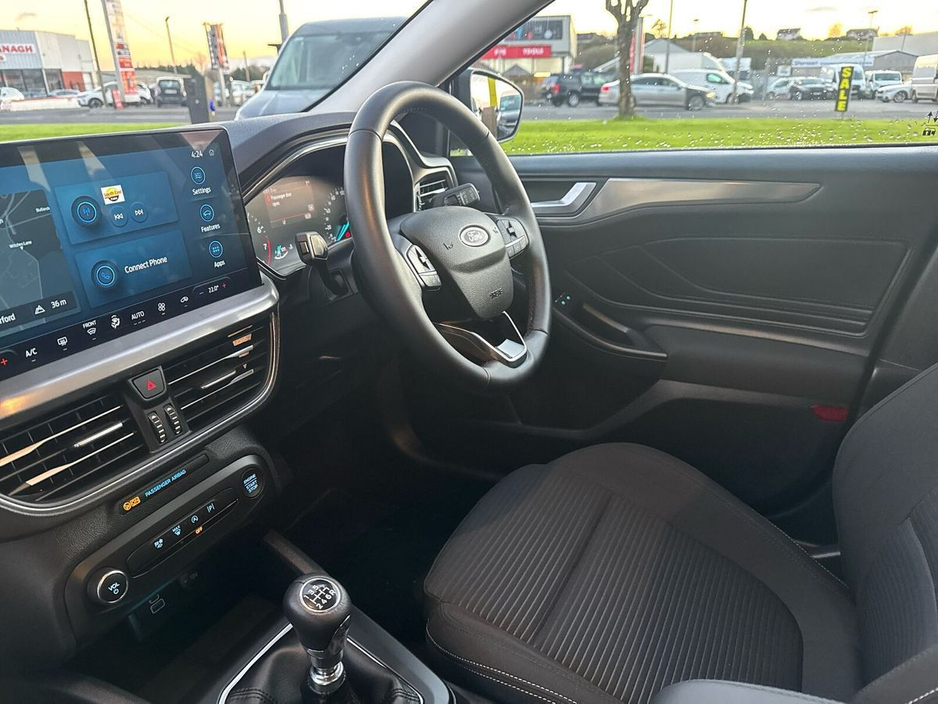 2025 Ford Focus Titanium 1.0L EcoBoost 125PS mHEV €28,975