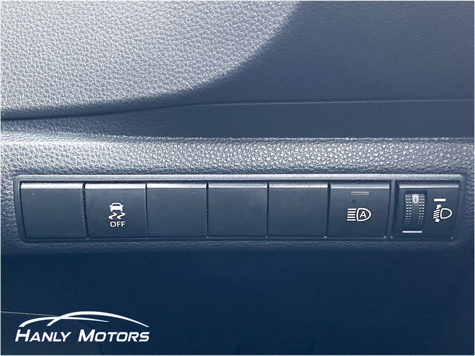 2021 Toyota Corolla HYBRID LUNA H/B AUTO A 4DR €16,995