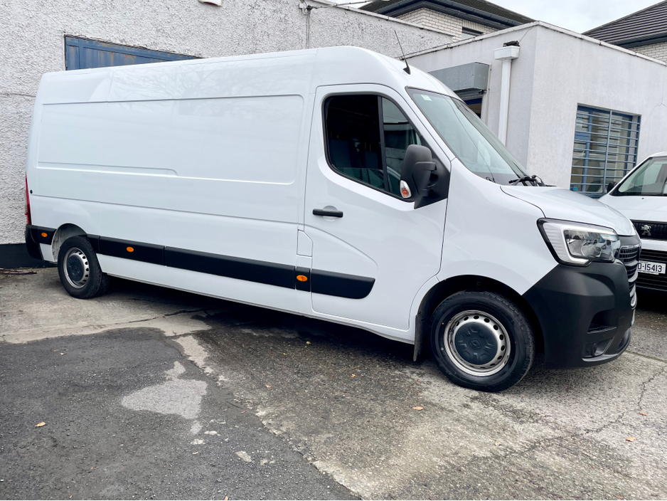 2023 Renault Master LM35 BUSINESS  2.3 BLUE DCI 135BHP FWD LWB €22,000